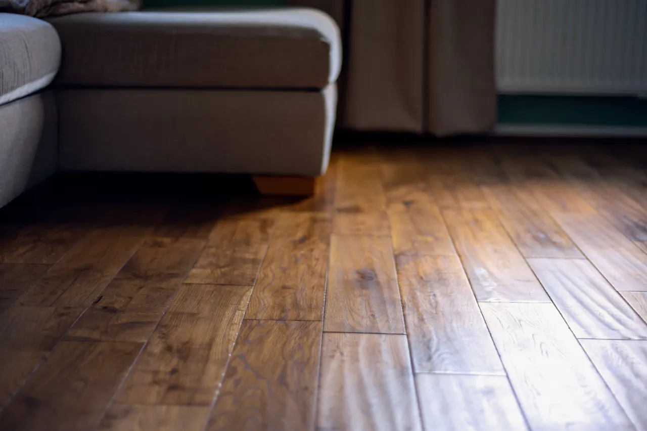 Laminate floor installation living room Massachusetts. 3JC General Contractor