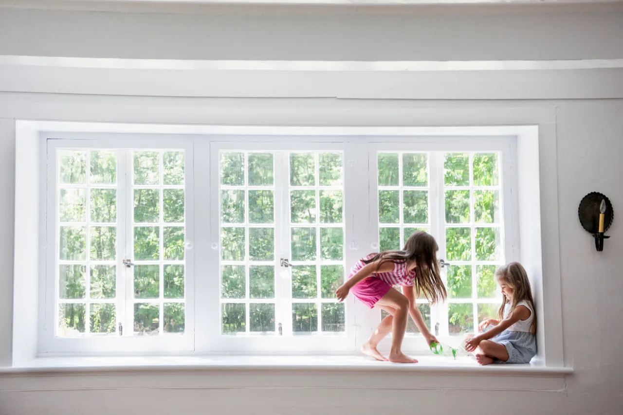 Double-hung window install Massachusetts. 3JC General Contractor