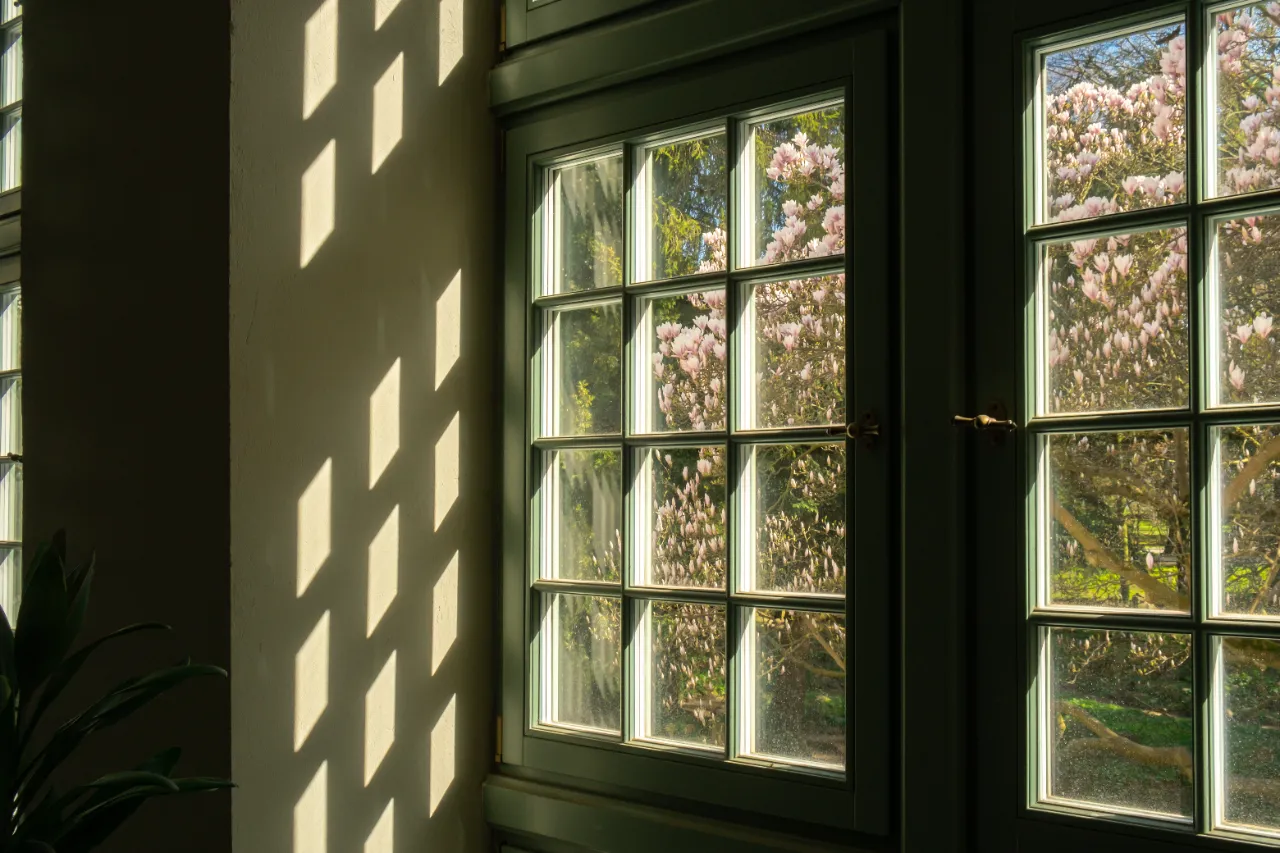 Bay window replacement Massachusetts. 3JC General Contractor